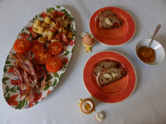 simple Western-style breakfast